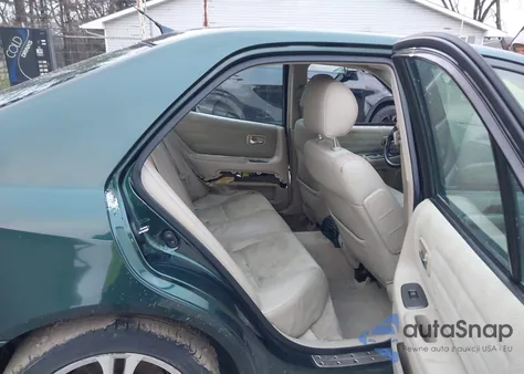 2001 Lexus Is 300 z USA, uszkodzony, nr VIN JTHBD182X10008096